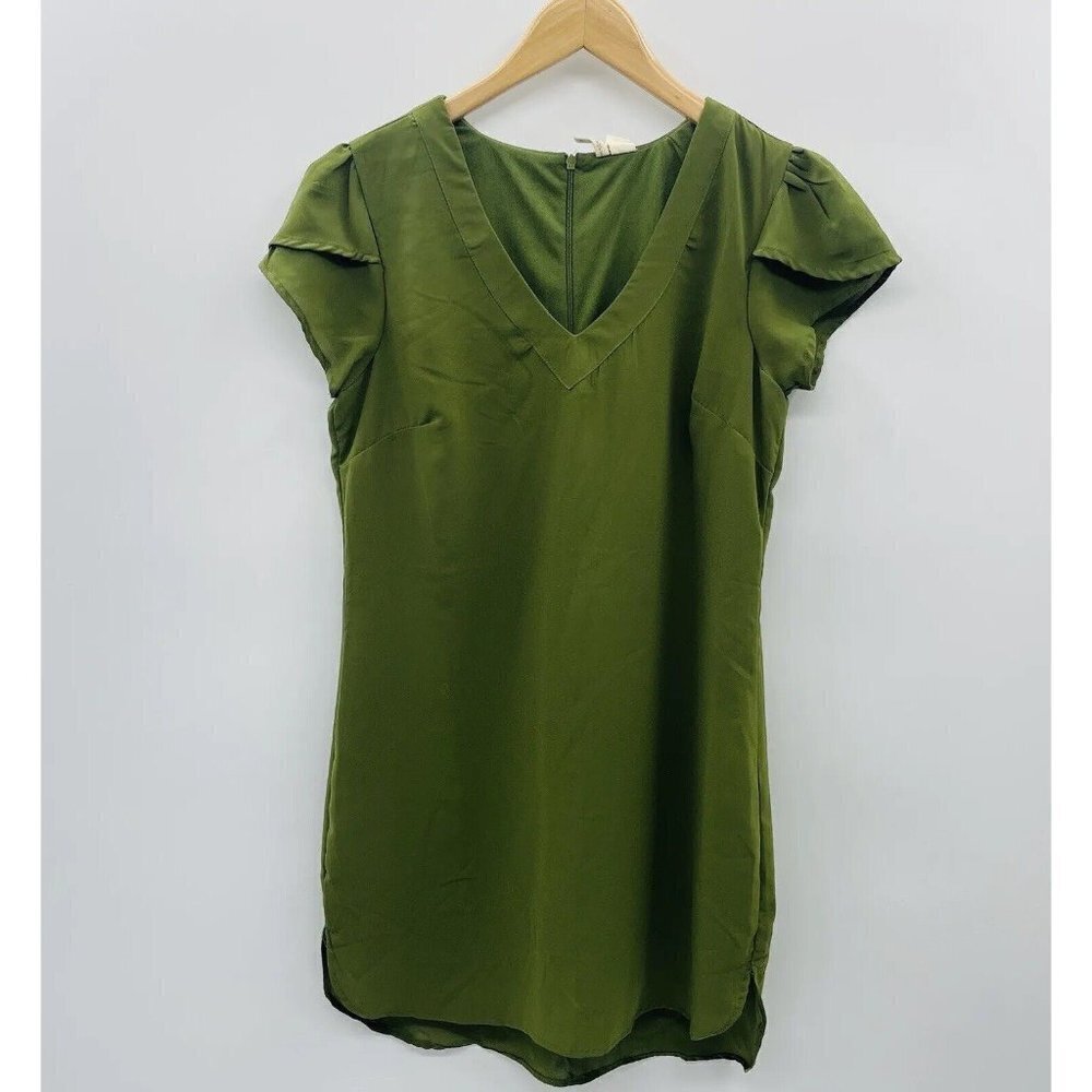 Japna Juniors Size Medium Short Sleeve V Neck Chiffon Casual Dress in Green‎